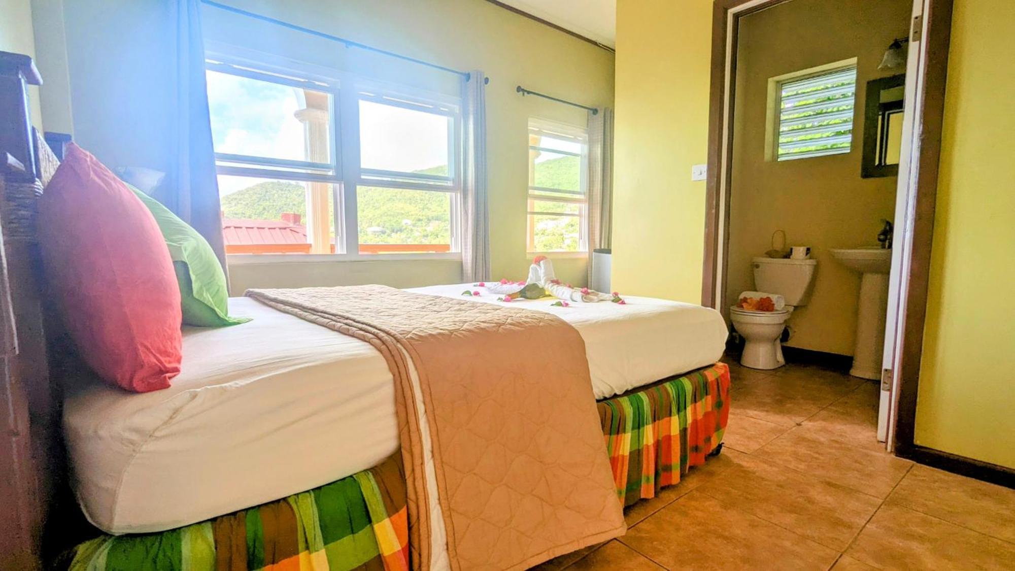Sunset Lane Hotell Laborie Rum bild